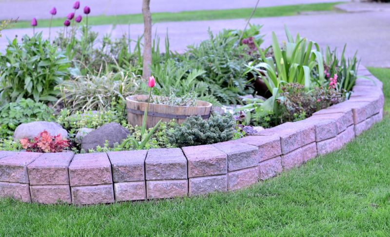 Garden Curbing Installation in Honolulu, HI